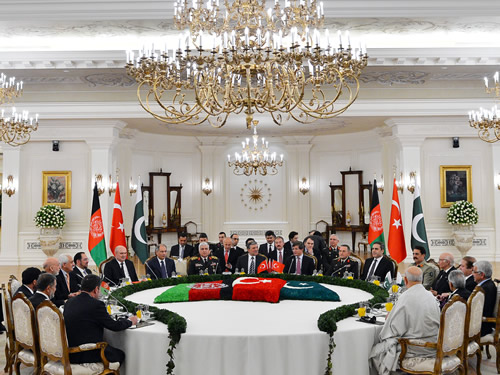 “Bu Zorlu Dönemde Afganistan ve Pakistan, Kardeşleri Türkiye’yi Yanlarında Görmeye Devam Edecekler”